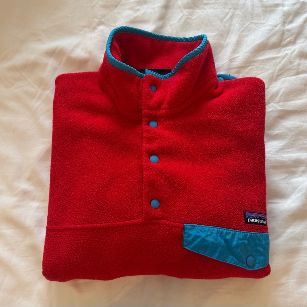 PATAGONIA men’s synchilla t-snap fleece pullover (red w/ blue trim, size: XS)